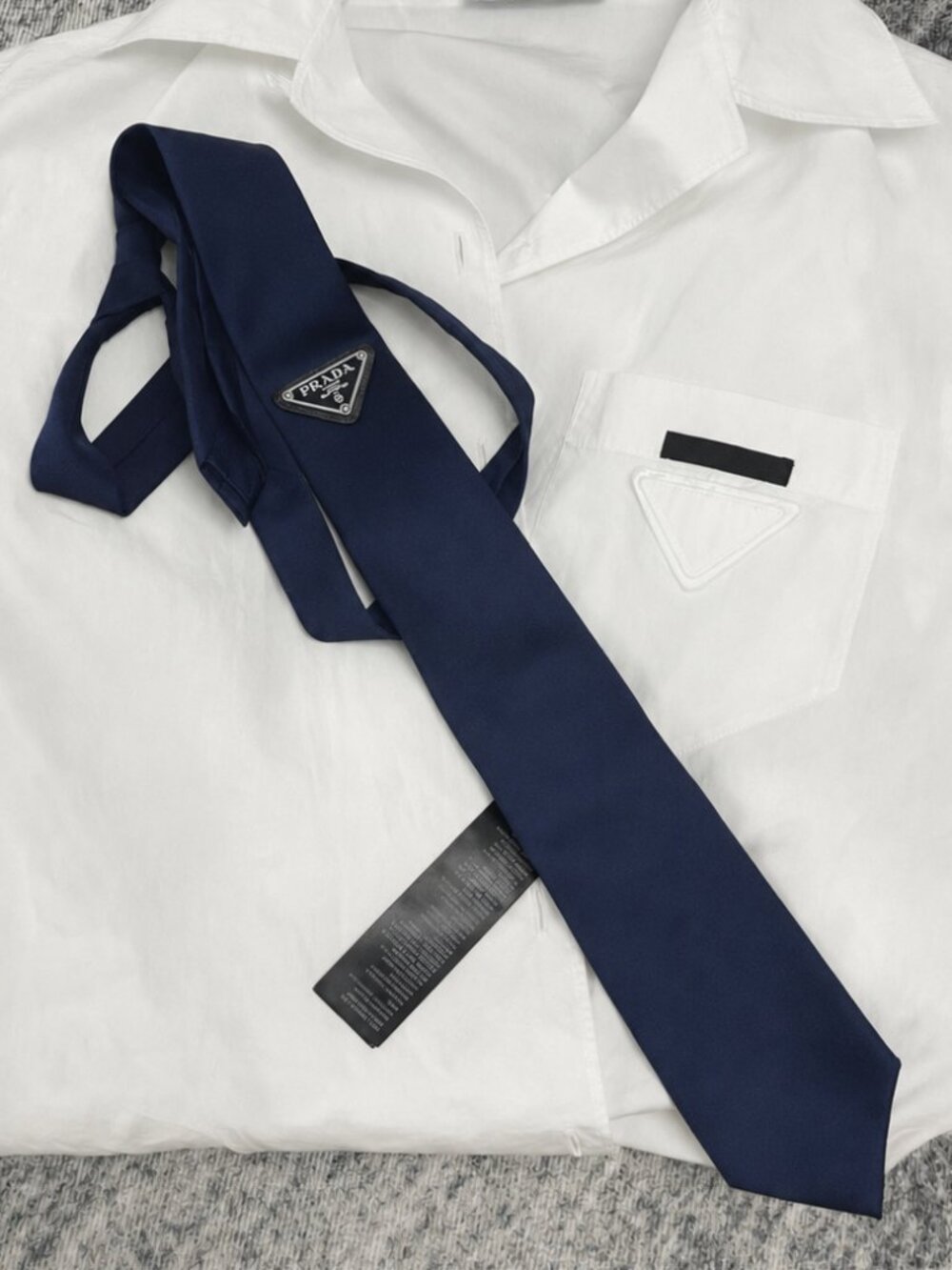 Authentic Prada Blue Tie（Unisex）👔 Fashion accessories - Picture 2 of 8